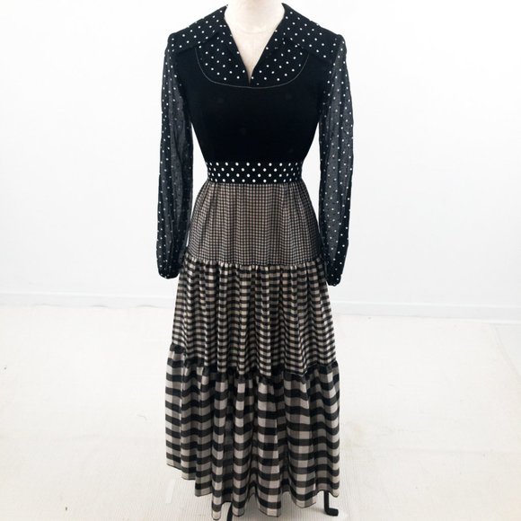 SOLD Vintage 70s S Prairie Check Print Maxi Dress Black - Picture 10 of 10